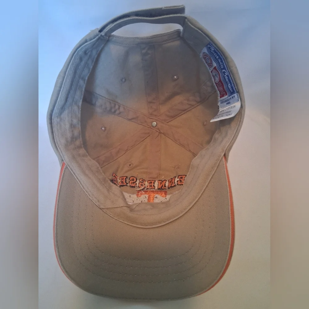 Tennessee Volunteers- Youth One Size. 100% Cotton, Velcro Back Cap. - Picture 4 of 5